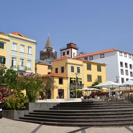 Central Suite In Funchal 1N Exterior photo